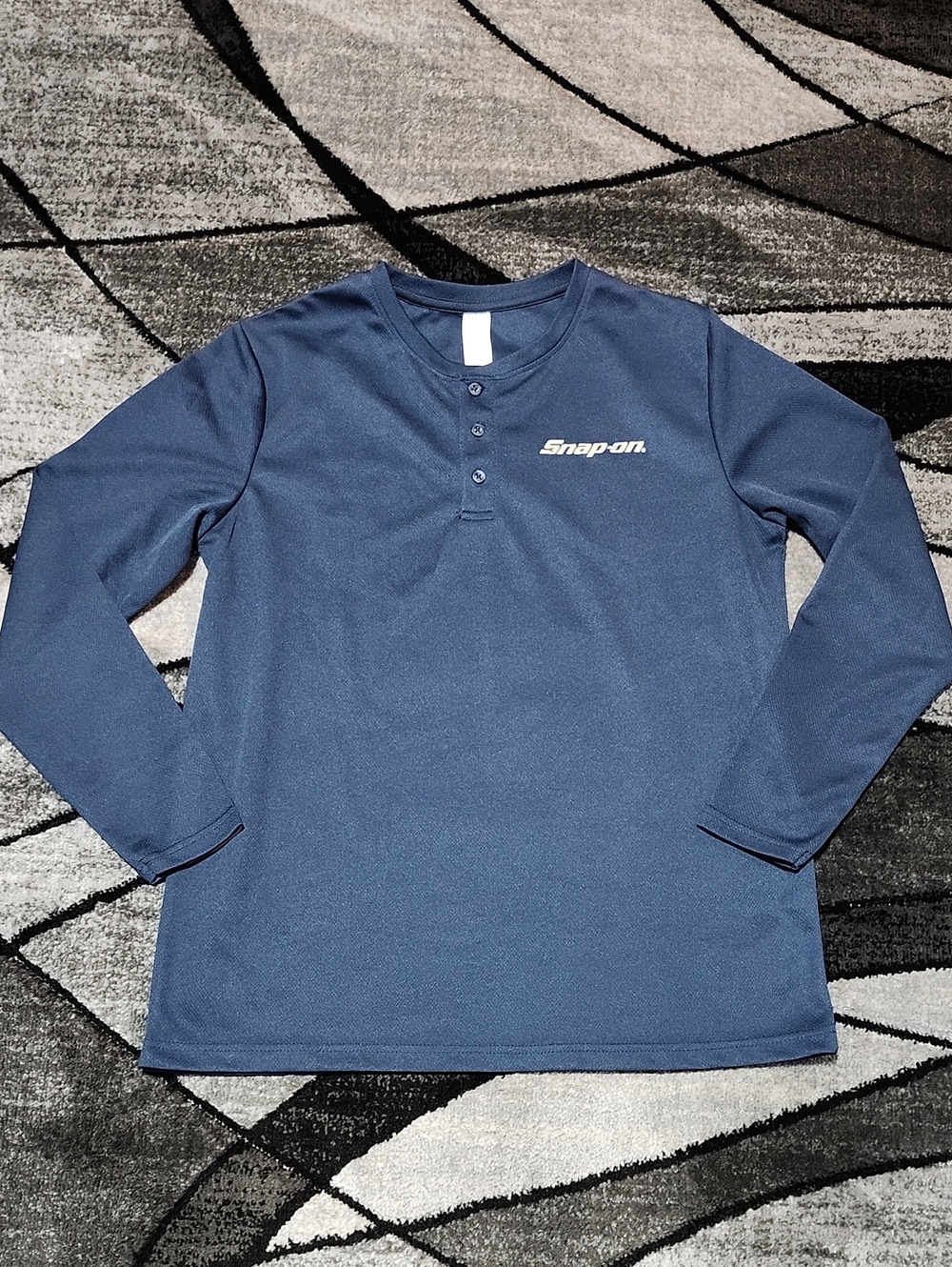 SNAP-ON TOOLS NAVY BLUE PERFORMANCE 3-BUTTON HENLEY LONG-SLEEVE SHIRT